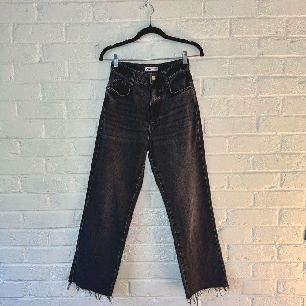 ZARA High Rise Ankle Straight Leg Jeans - Size 2